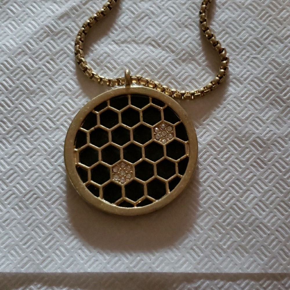 Vivi/Cookie Lee Honeycomb necklace